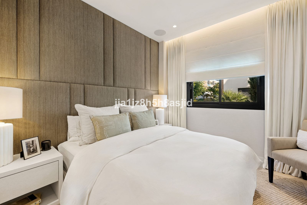Se vende Pareada de 4 dormitorios en Costa Del Sol, Málaga, España