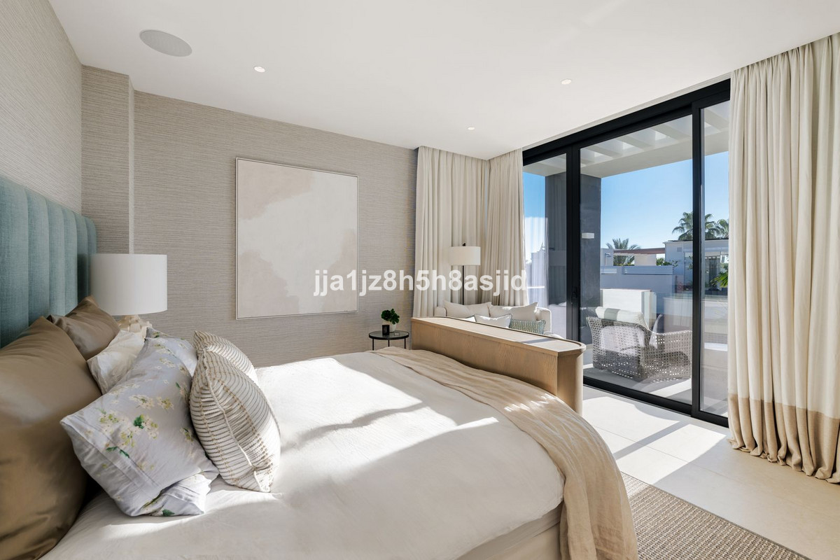 Se vende Pareada de 4 dormitorios en Costa Del Sol, Málaga, España