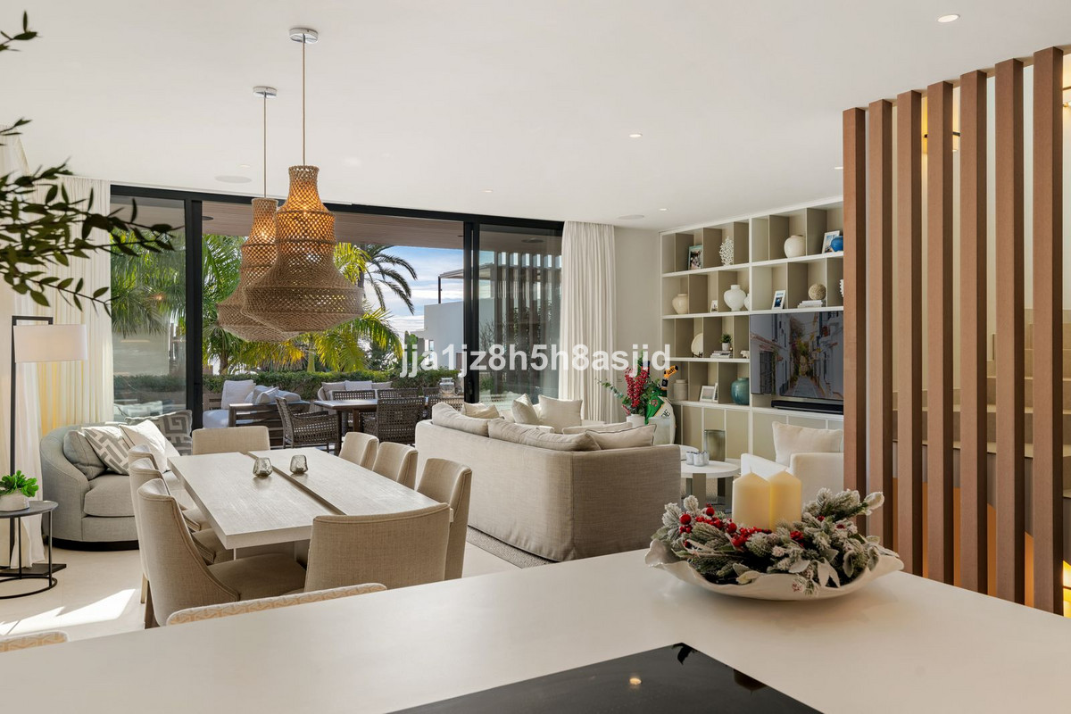 Se vende Pareada de 4 dormitorios en Costa Del Sol, Málaga, España