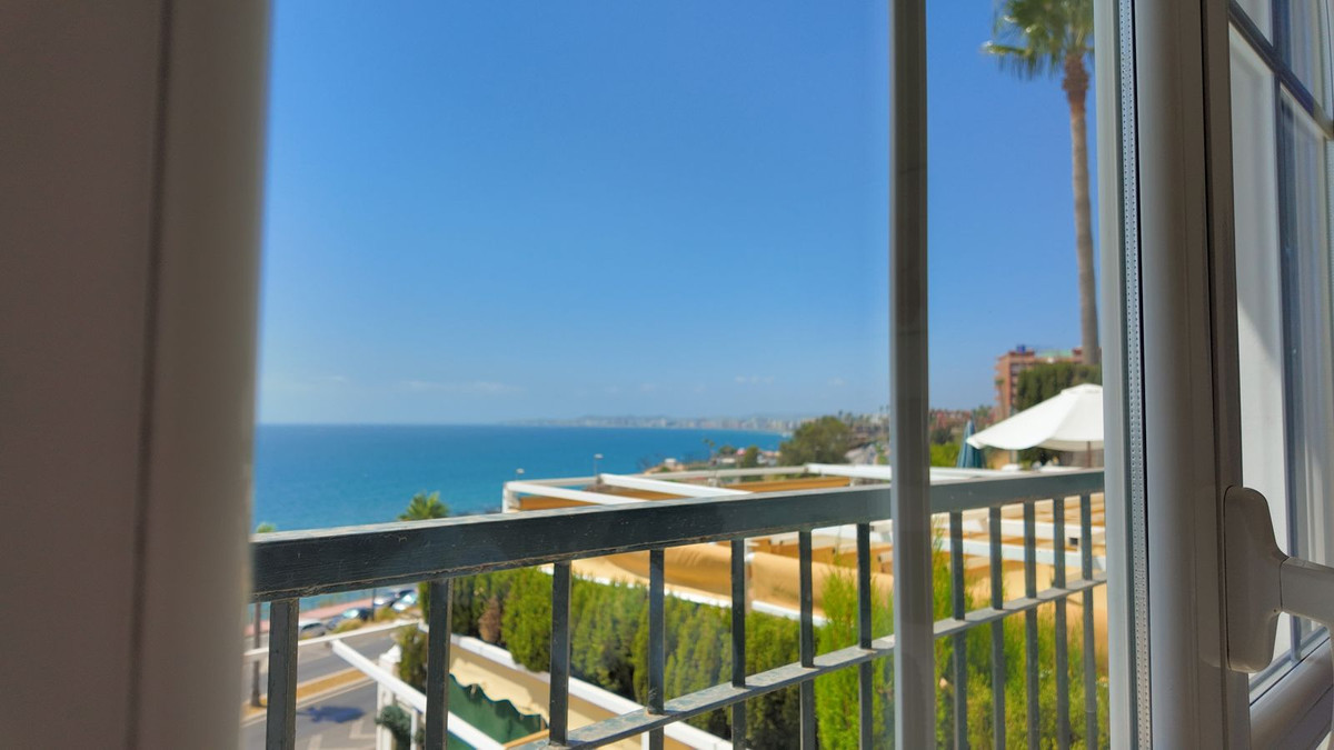 4 Bed Townhouse for sale in Benalmadena Costa Del Sol, Málaga, Spain
