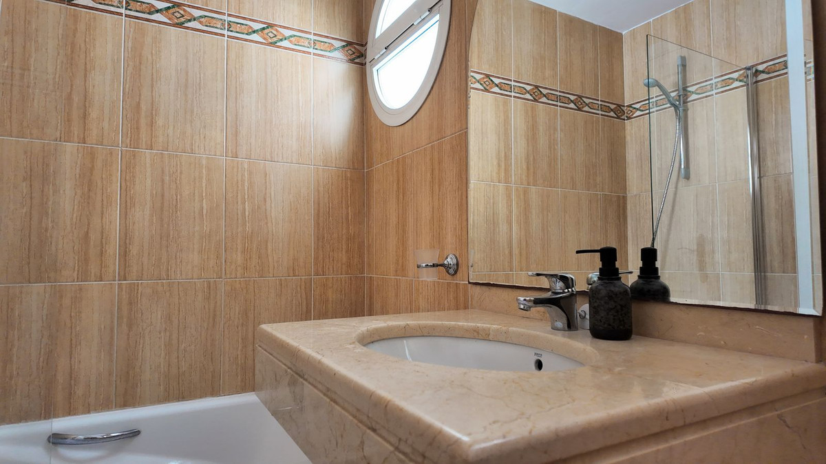 4 Bed Townhouse for sale in Benalmadena Costa Del Sol, Málaga, Spain