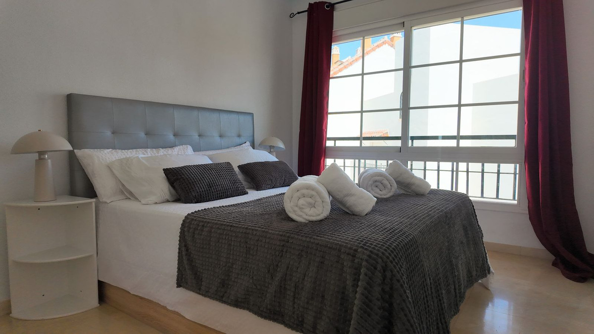 4 Bed Townhouse for sale in Benalmadena Costa Del Sol, Málaga, Spain