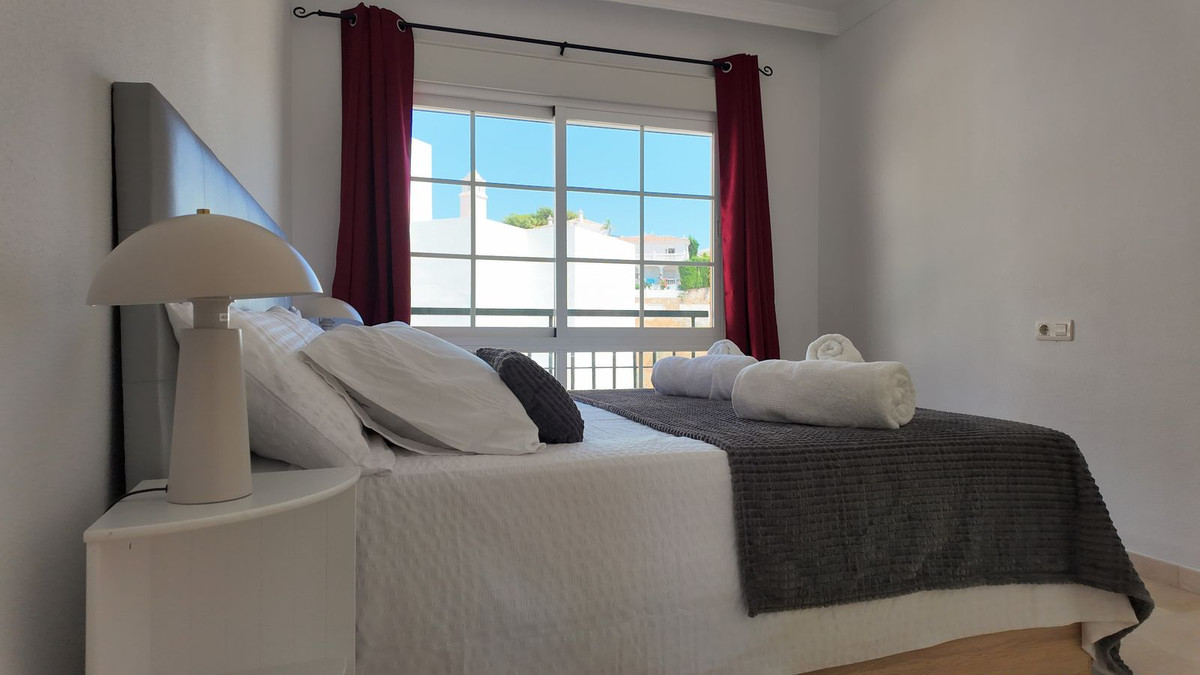 4 Bed Townhouse for sale in Benalmadena Costa Del Sol, Málaga, Spain