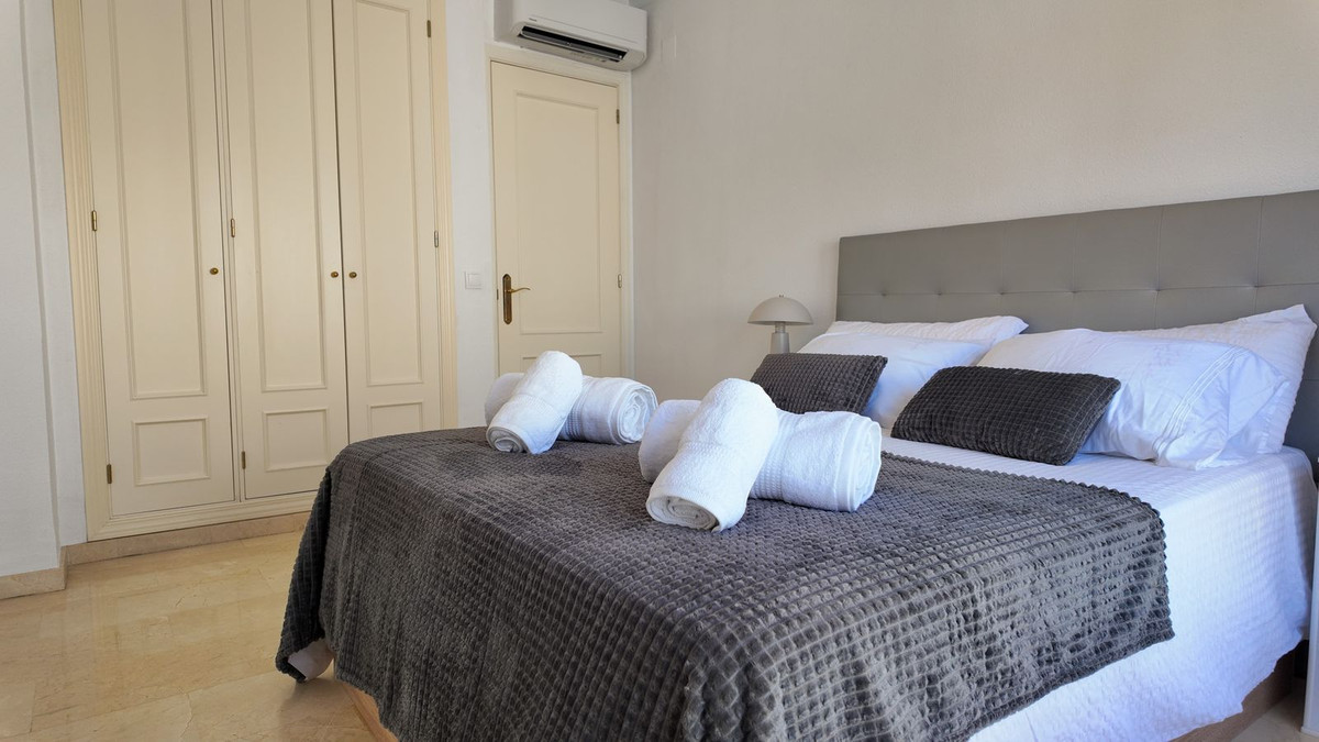 4 Bed Townhouse for sale in Benalmadena Costa Del Sol, Málaga, Spain