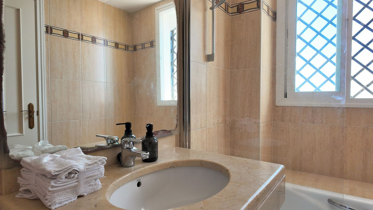 4 Bed Townhouse for sale in Benalmadena Costa Del Sol, Málaga, Spain