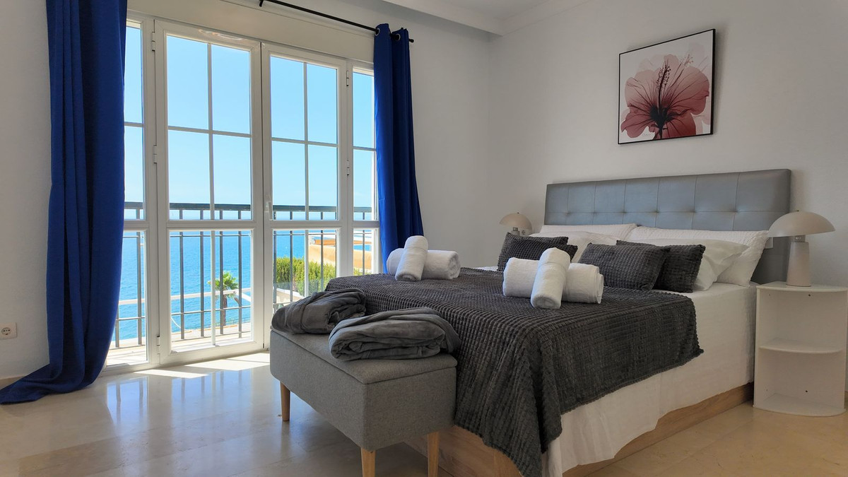 4 Bed Townhouse for sale in Benalmadena Costa Del Sol, Málaga, Spain