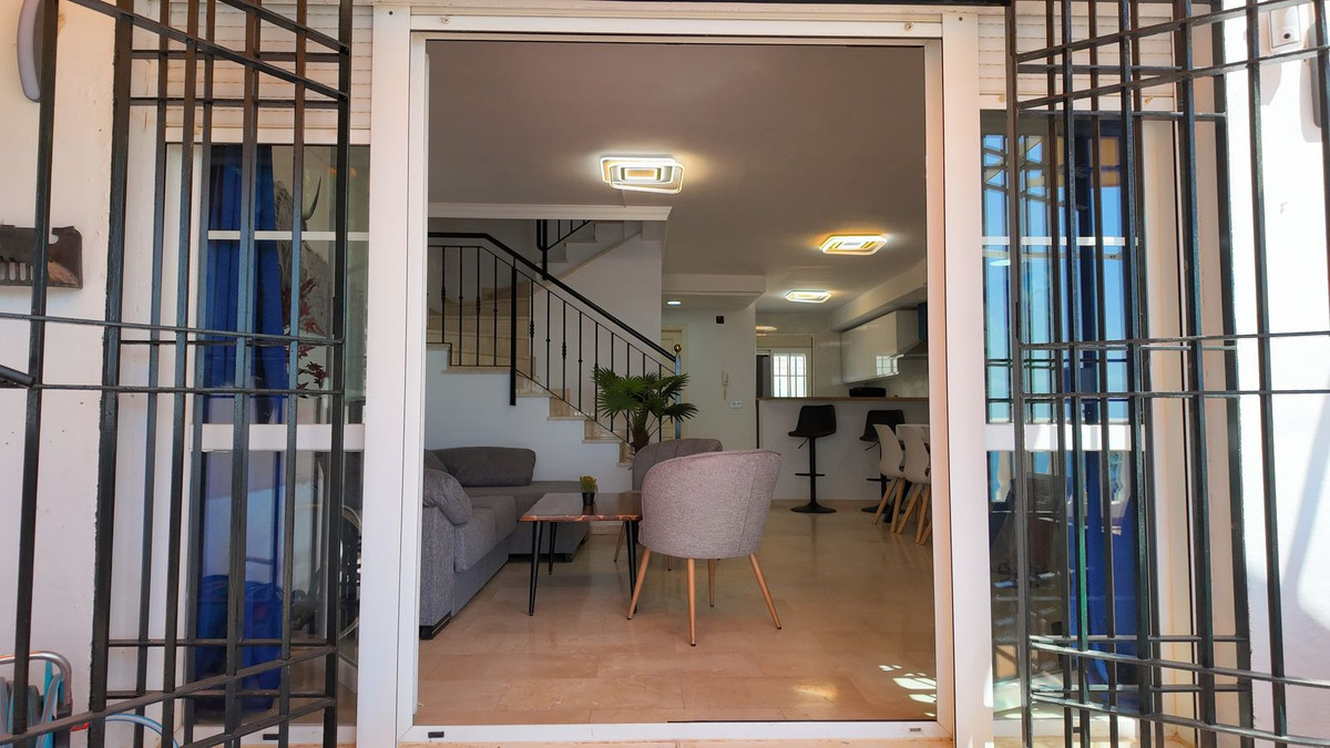 4 Bed Townhouse for sale in Benalmadena Costa Del Sol, Málaga, Spain