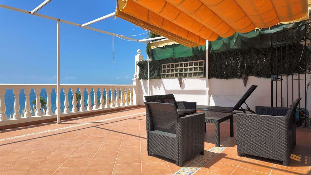 4 Bed Townhouse for sale in Benalmadena Costa Del Sol, Málaga, Spain