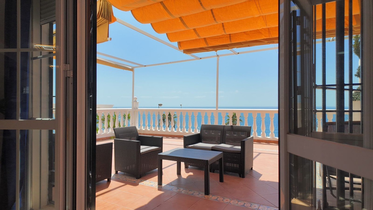 4 Bed Townhouse for sale in Benalmadena Costa Del Sol, Málaga, Spain