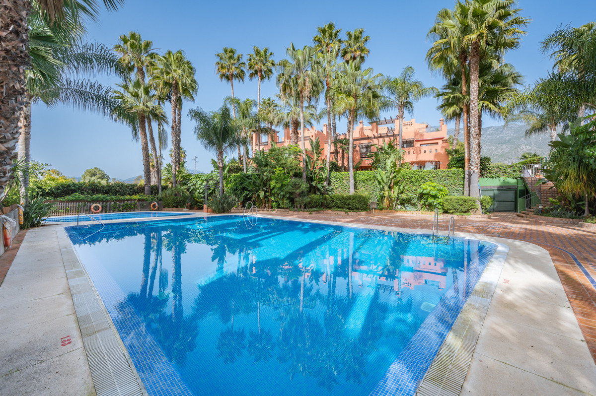 4 Bed Townhouse for sale in The Golden Mile Costa Del Sol, Málaga, Spain