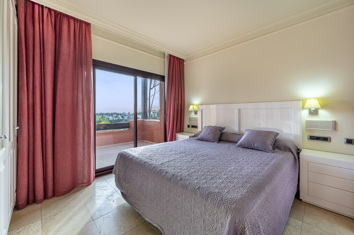4 Bed Townhouse for sale in The Golden Mile Costa Del Sol, Málaga, Spain