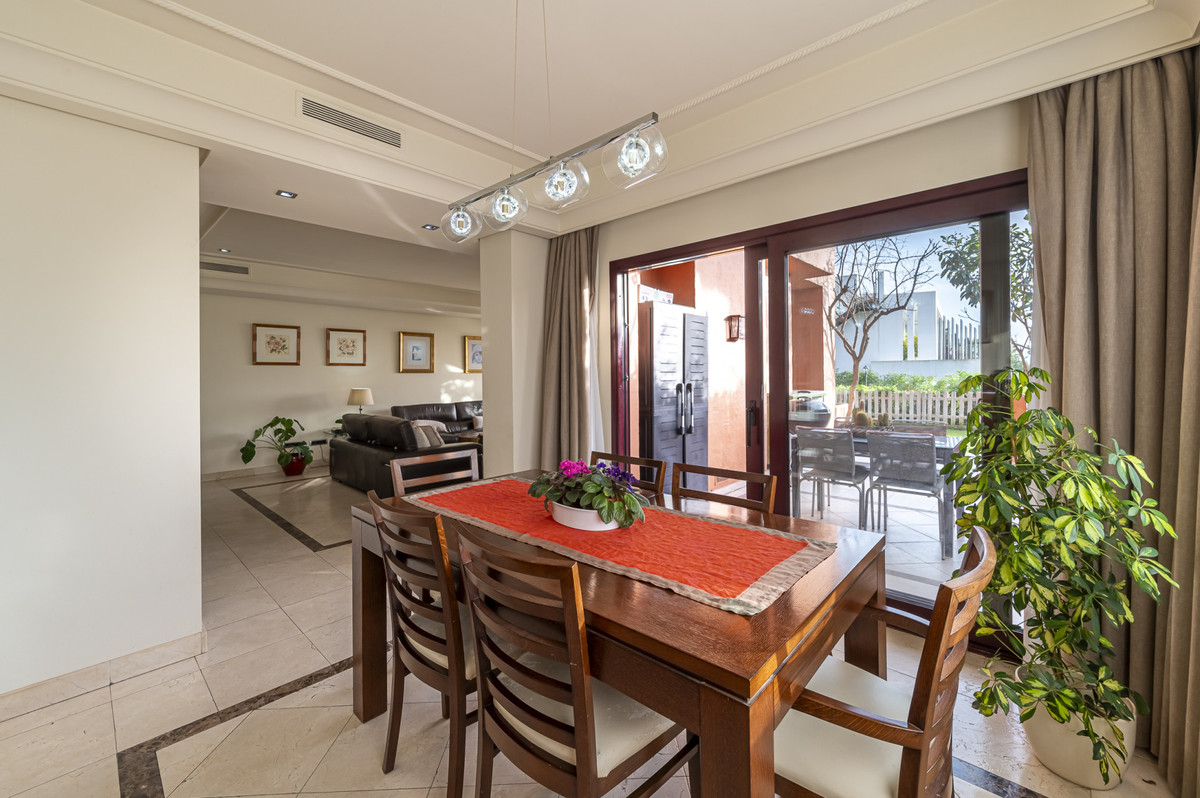 4 Bed Townhouse for sale in The Golden Mile Costa Del Sol, Málaga, Spain