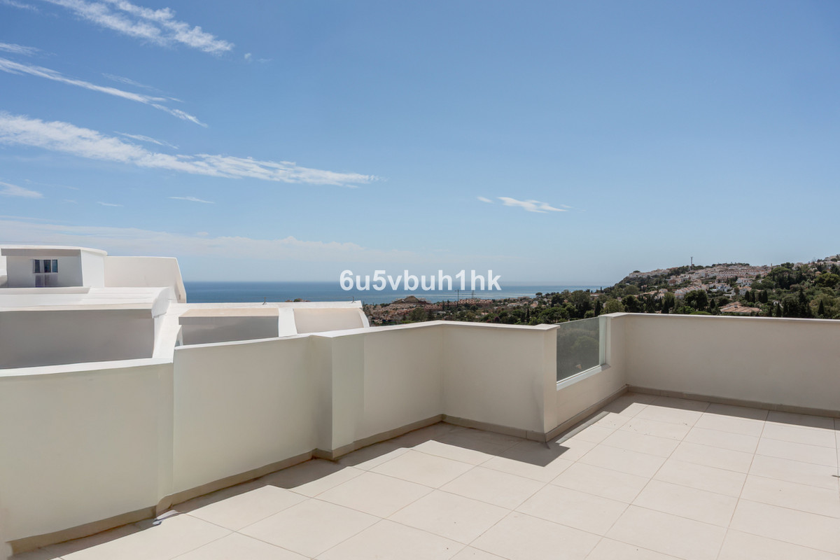 4 Bed Townhouse for sale in Benalmadena Costa Del Sol, Málaga, Spain