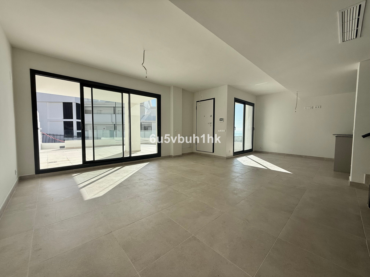 4 Bed Townhouse for sale in Benalmadena Costa Del Sol, Málaga, Spain