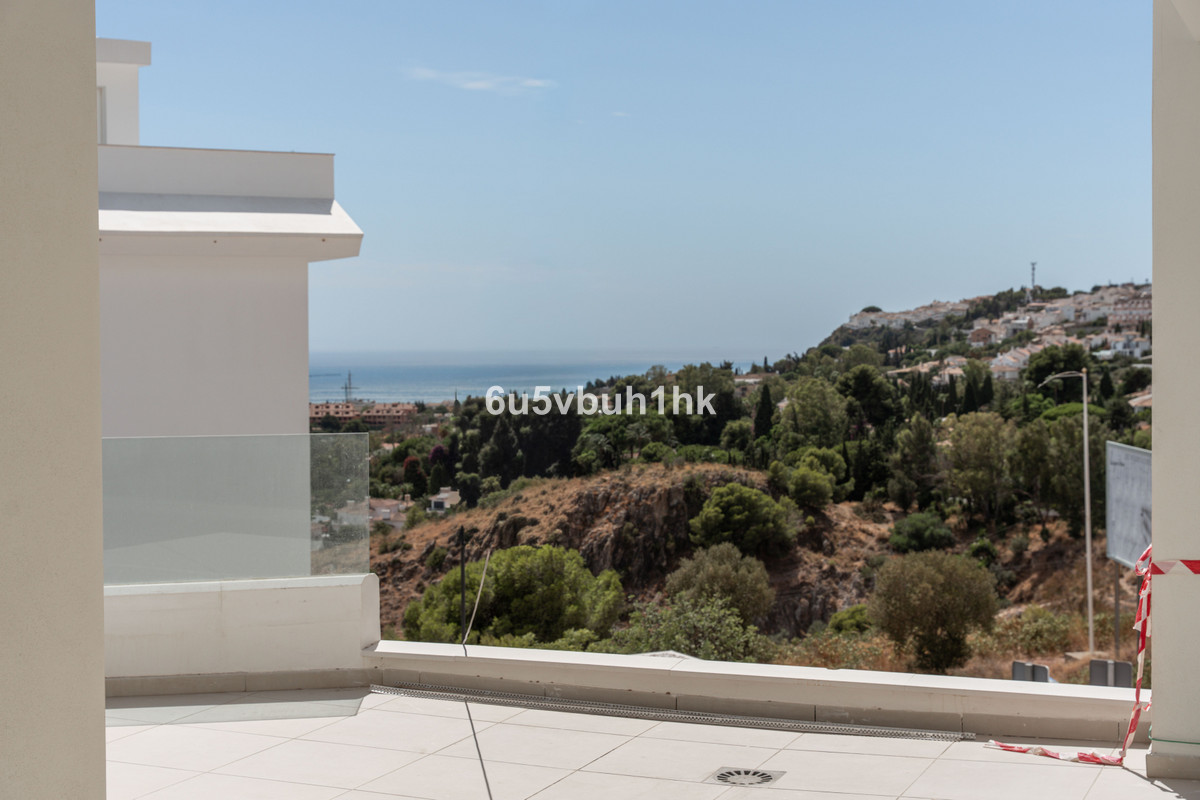 4 Bed Townhouse for sale in Benalmadena Costa Del Sol, Málaga, Spain
