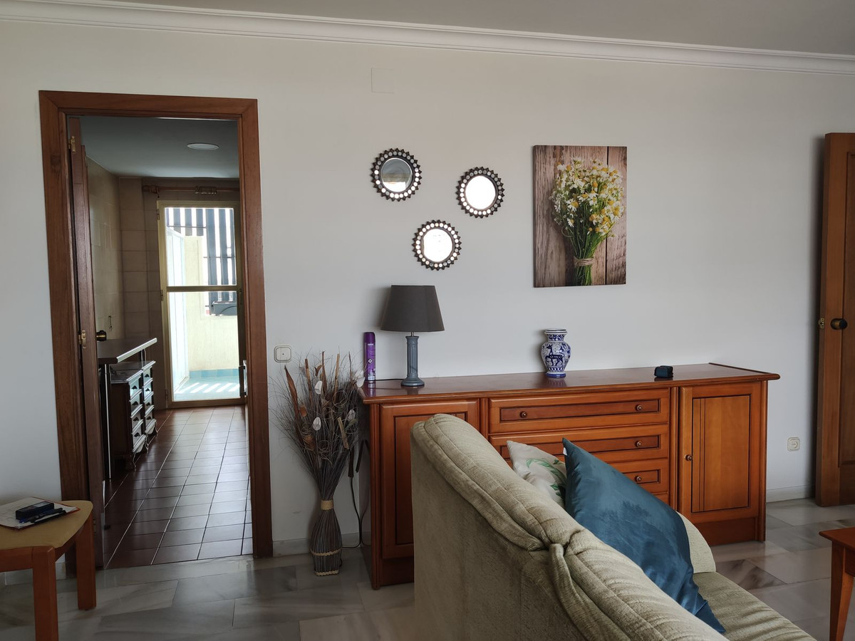Se vende Apartamento en Planta Última de 3 dormitorios en Costa Del Sol, Málaga, España