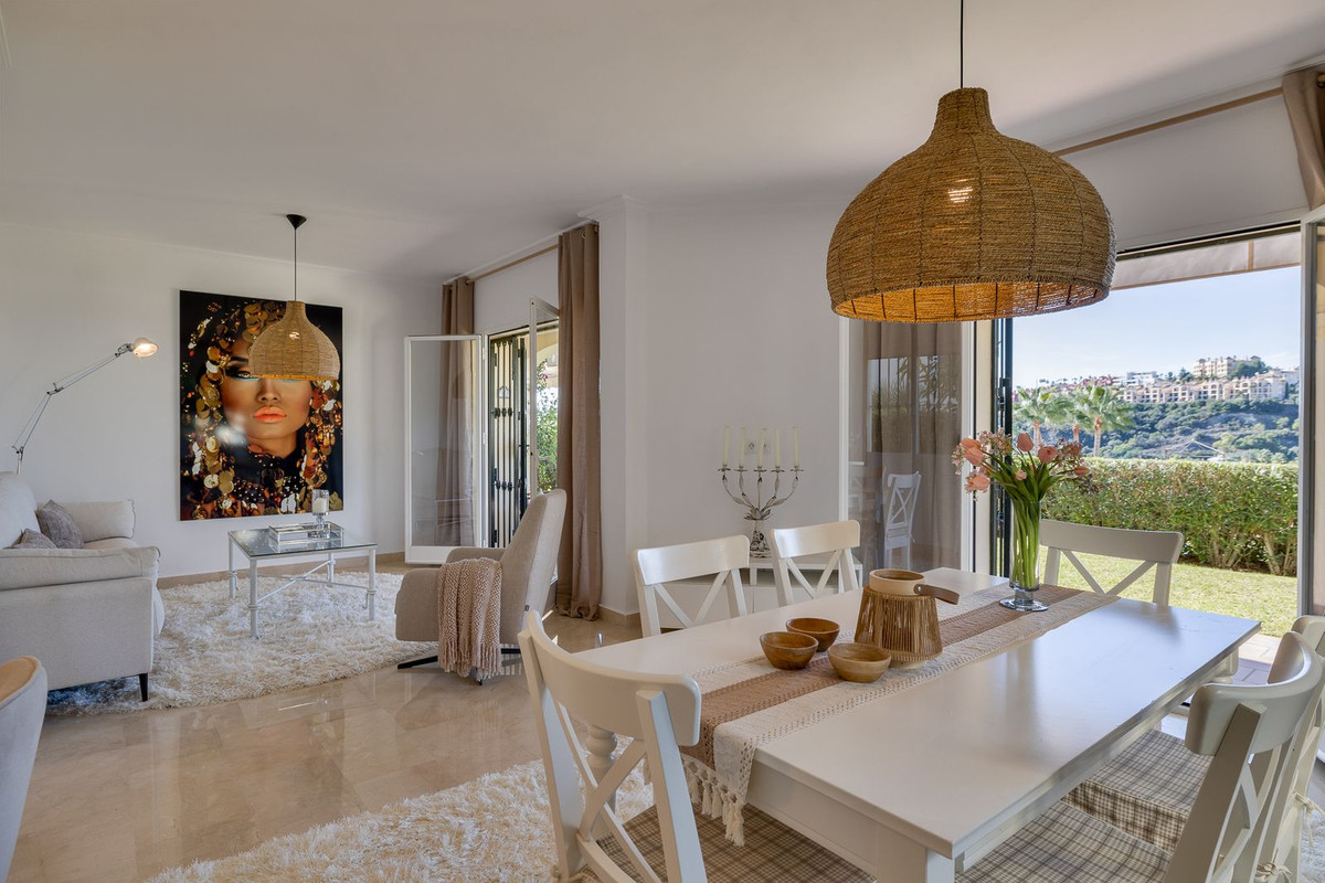 Se vende Apartamento Planta Baja de 3 dormitorios en Costa Del Sol, Málaga, España