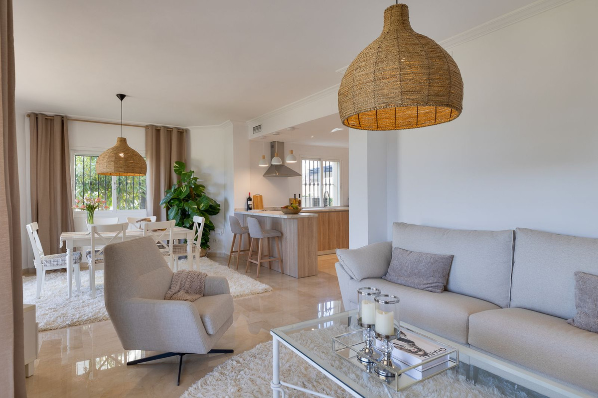 Se vende Apartamento Planta Baja de 3 dormitorios en Costa Del Sol, Málaga, España