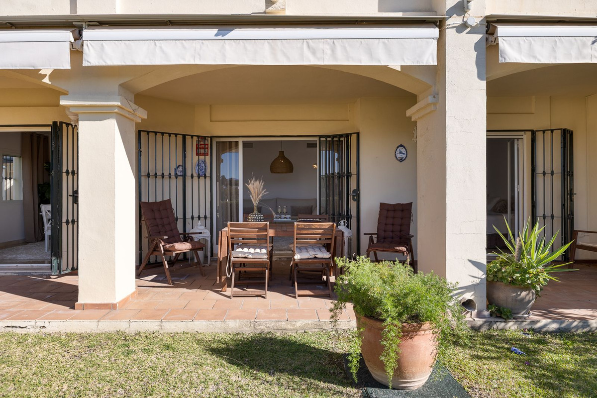 Se vende Apartamento Planta Baja de 3 dormitorios en Costa Del Sol, Málaga, España