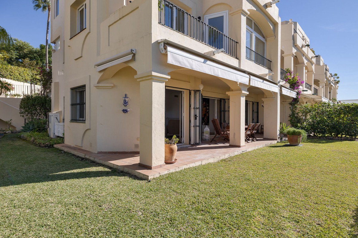 Se vende Apartamento Planta Baja de 3 dormitorios en Costa Del Sol, Málaga, España