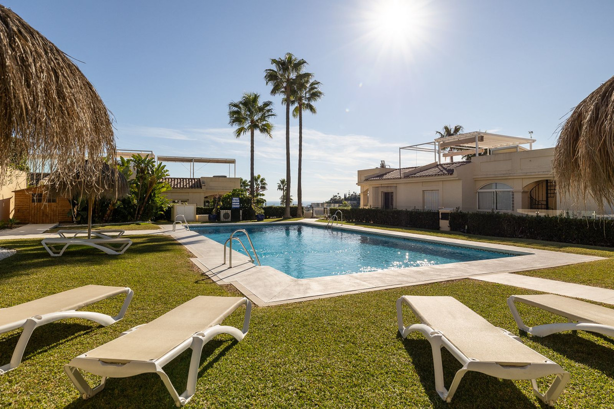 Se vende Apartamento Planta Baja de 3 dormitorios en Costa Del Sol, Málaga, España