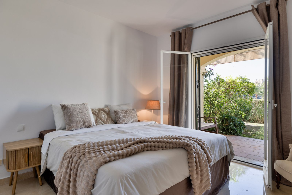 Se vende Apartamento Planta Baja de 3 dormitorios en Costa Del Sol, Málaga, España