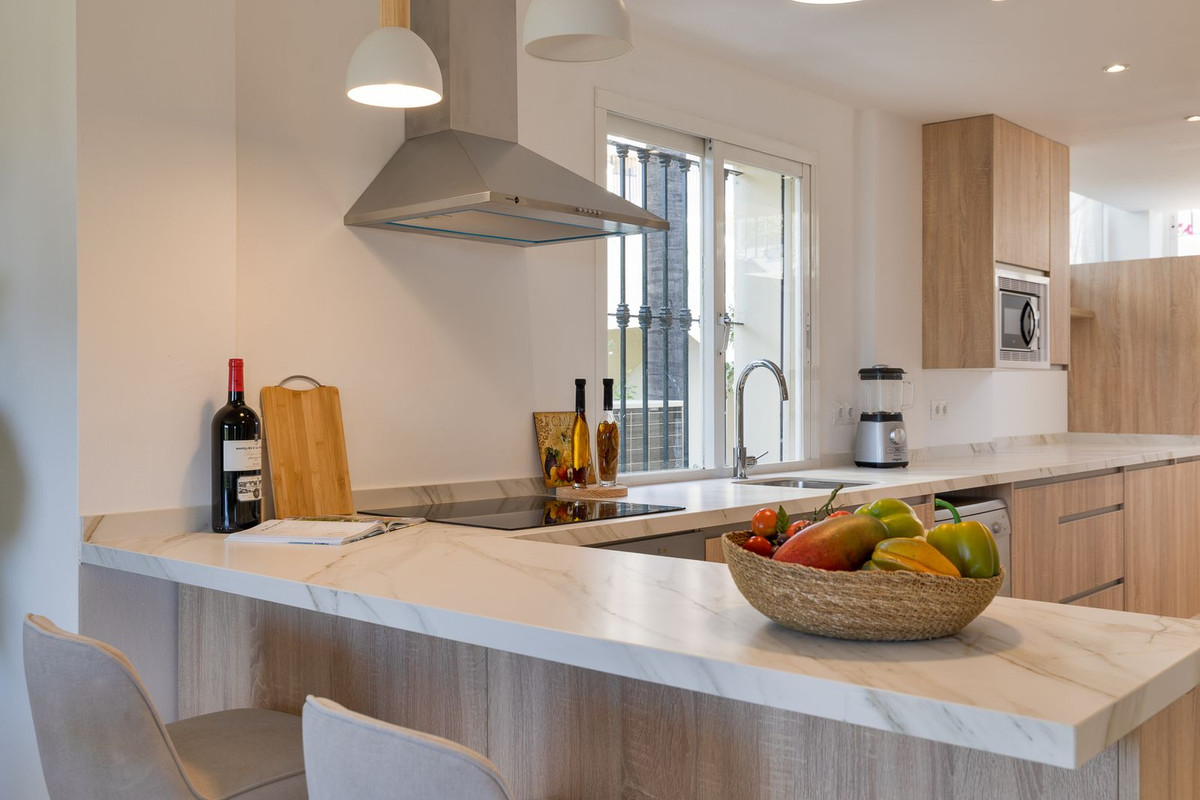 Se vende Apartamento Planta Baja de 3 dormitorios en Costa Del Sol, Málaga, España