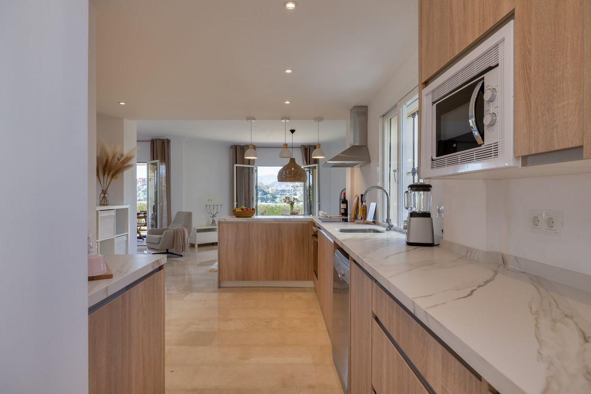 Se vende Apartamento Planta Baja de 3 dormitorios en Costa Del Sol, Málaga, España