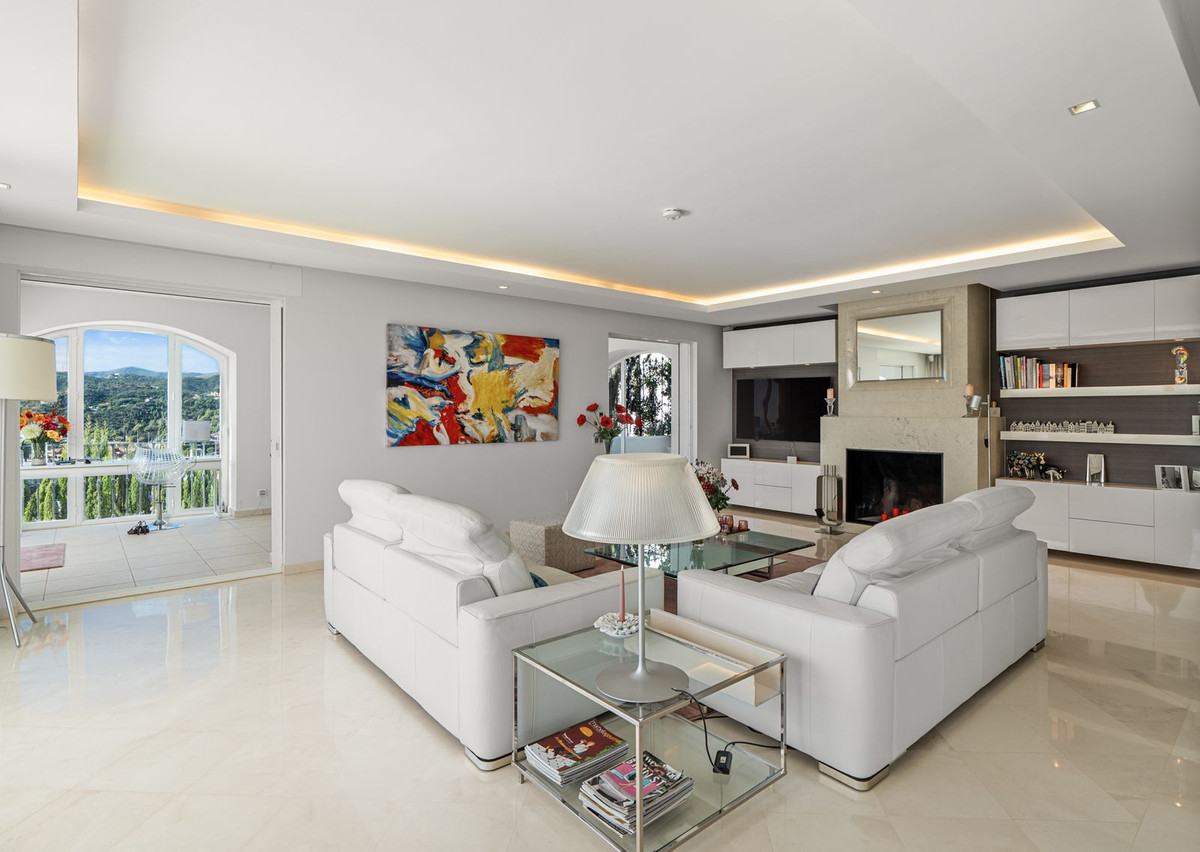 3 Bed Apartment for sale in La Heredia Costa Del Sol, Málaga, Spain
