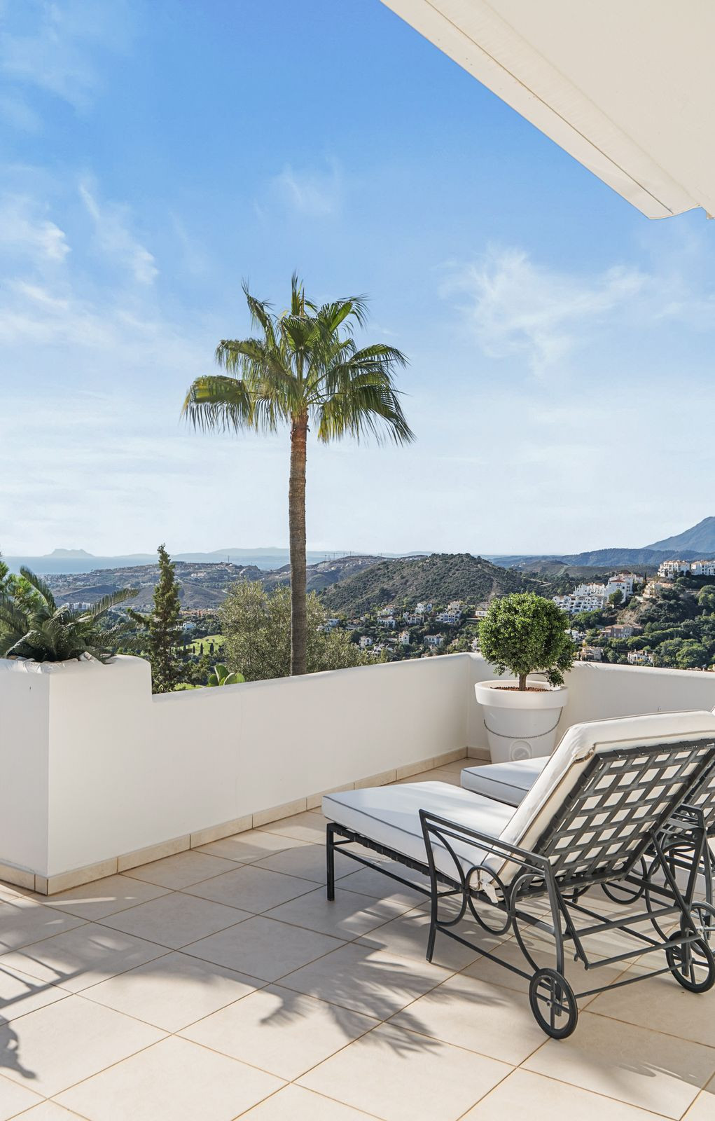 3 Bed Apartment for sale in La Heredia Costa Del Sol, Málaga, Spain