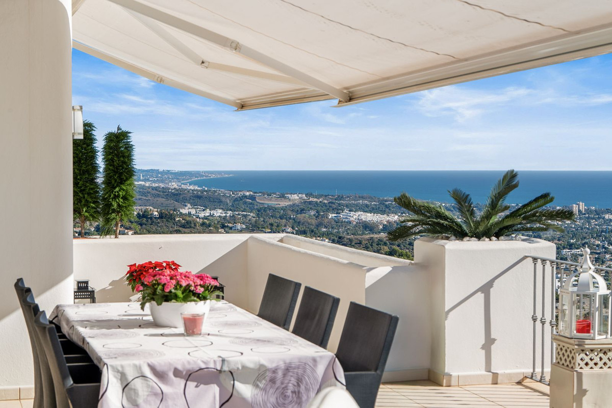 3 Bed Apartment for sale in La Heredia Costa Del Sol, Málaga, Spain