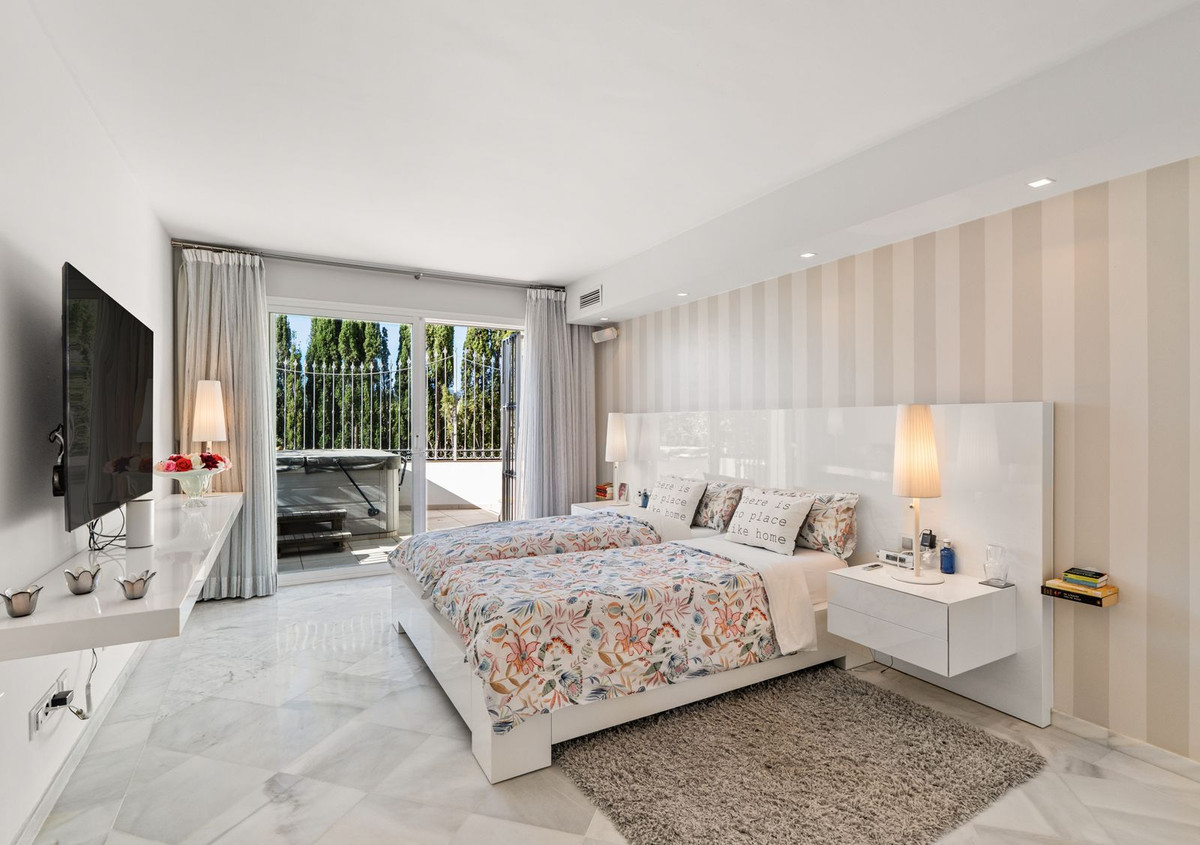 3 Bed Apartment for sale in La Heredia Costa Del Sol, Málaga, Spain