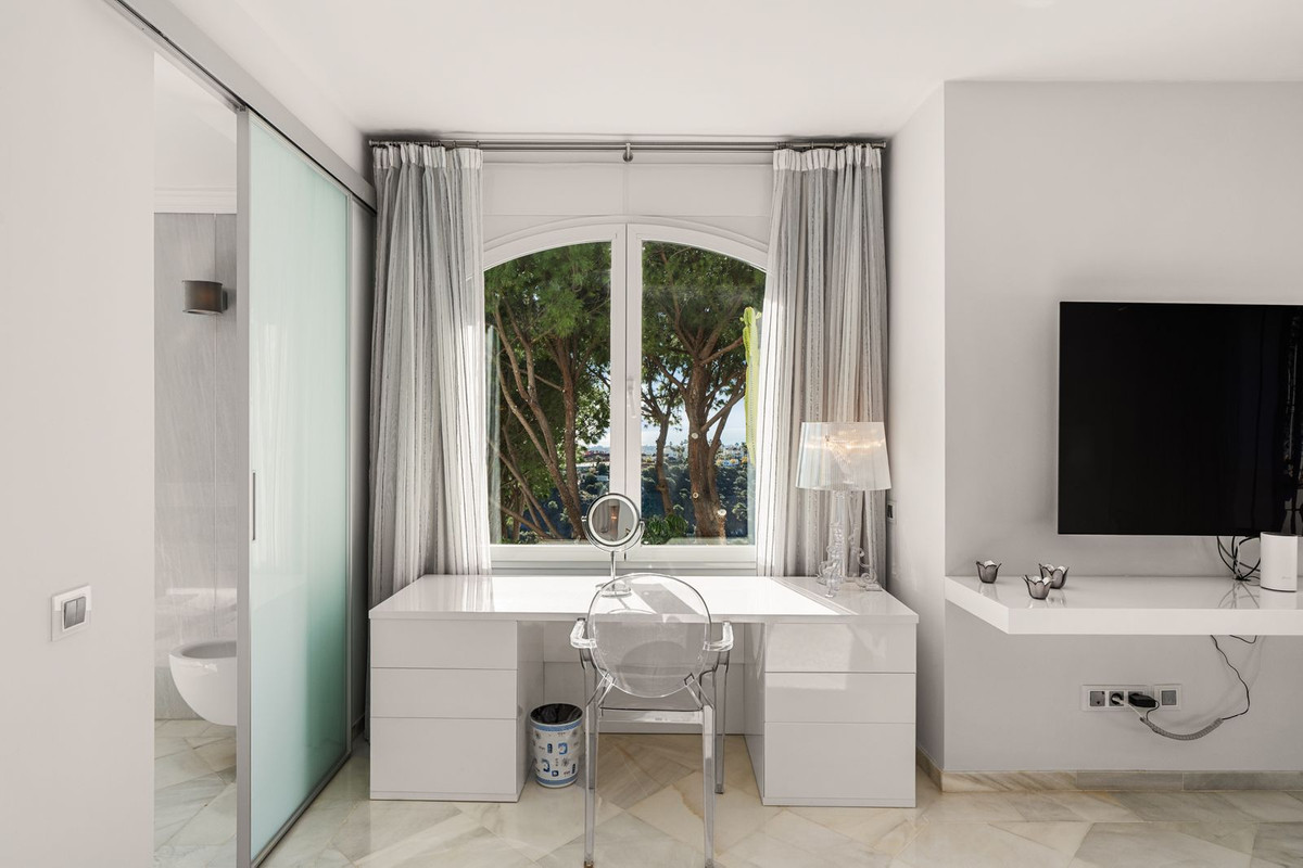3 Bed Apartment for sale in La Heredia Costa Del Sol, Málaga, Spain
