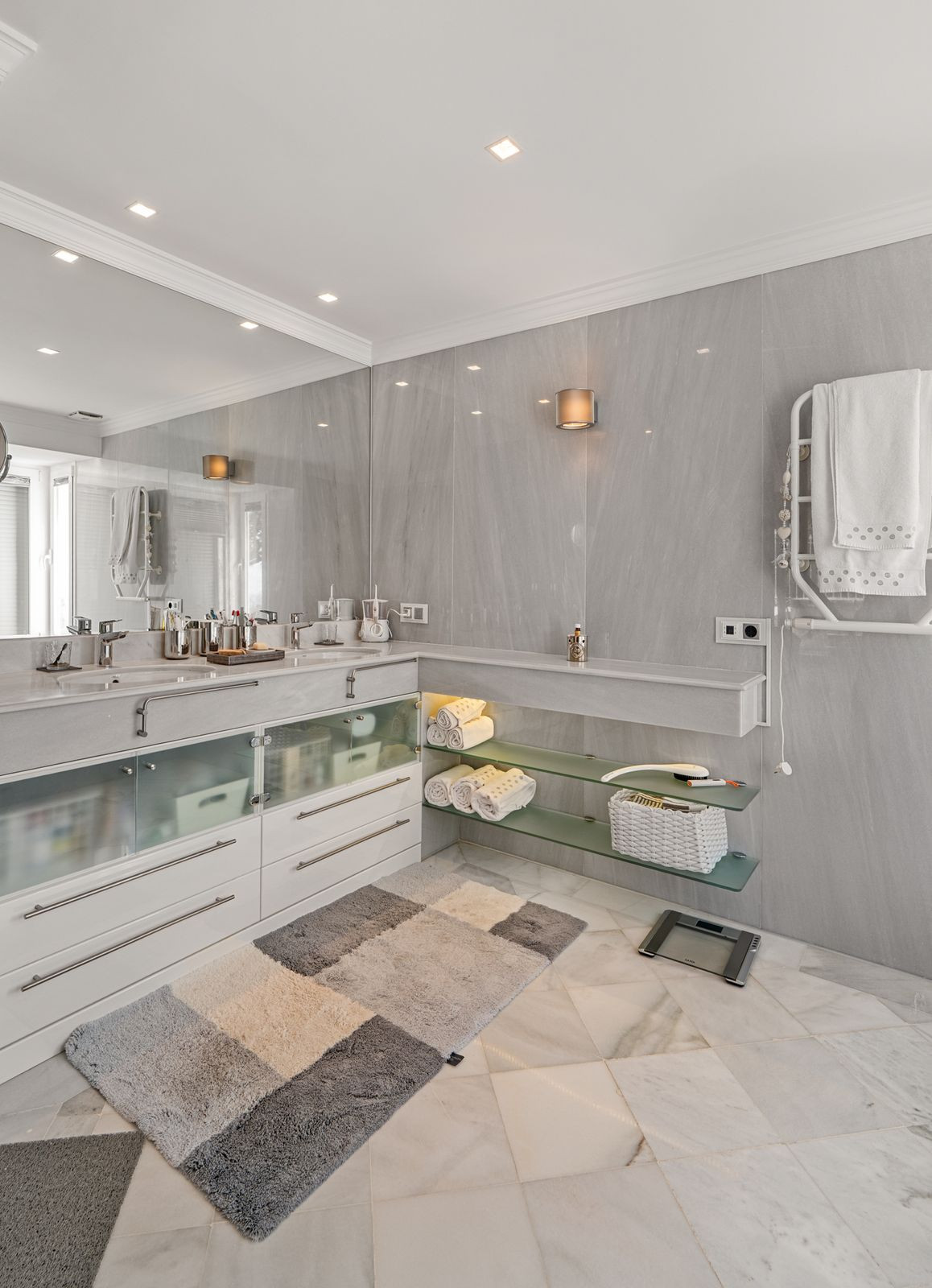 3 Bed Apartment for sale in La Heredia Costa Del Sol, Málaga, Spain