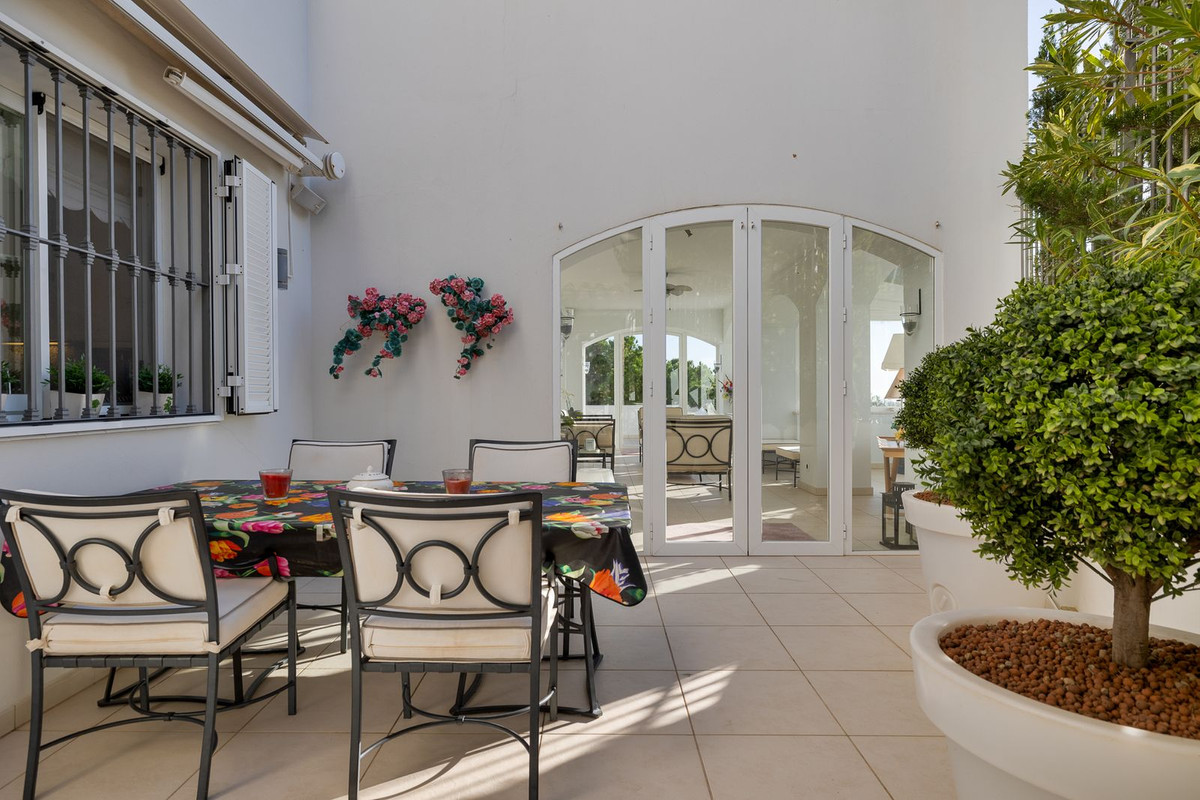 3 Bed Apartment for sale in La Heredia Costa Del Sol, Málaga, Spain