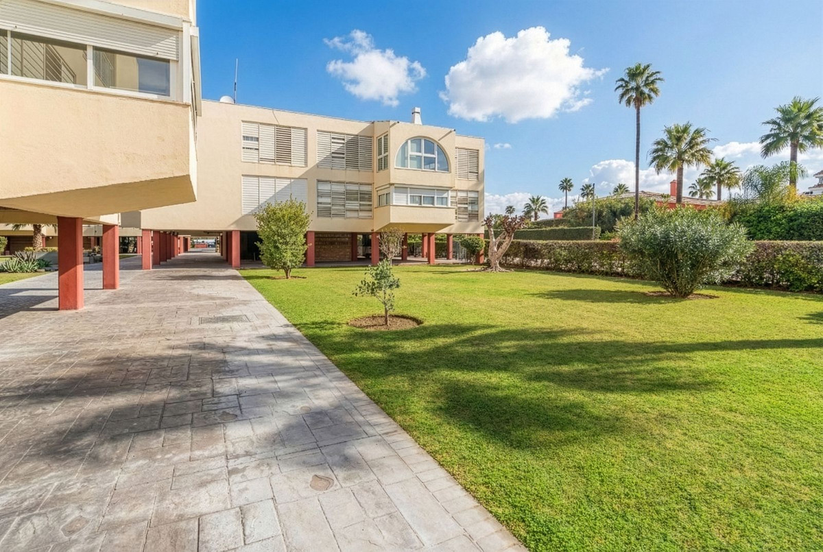 1 Bed Apartment for sale in Guadalmar Málaga Ciudad, Málaga, Spain