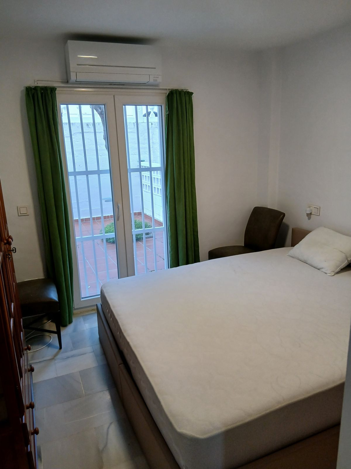 5 Bed Apartment for sale in Estepona Costa Del Sol, Málaga, Spain