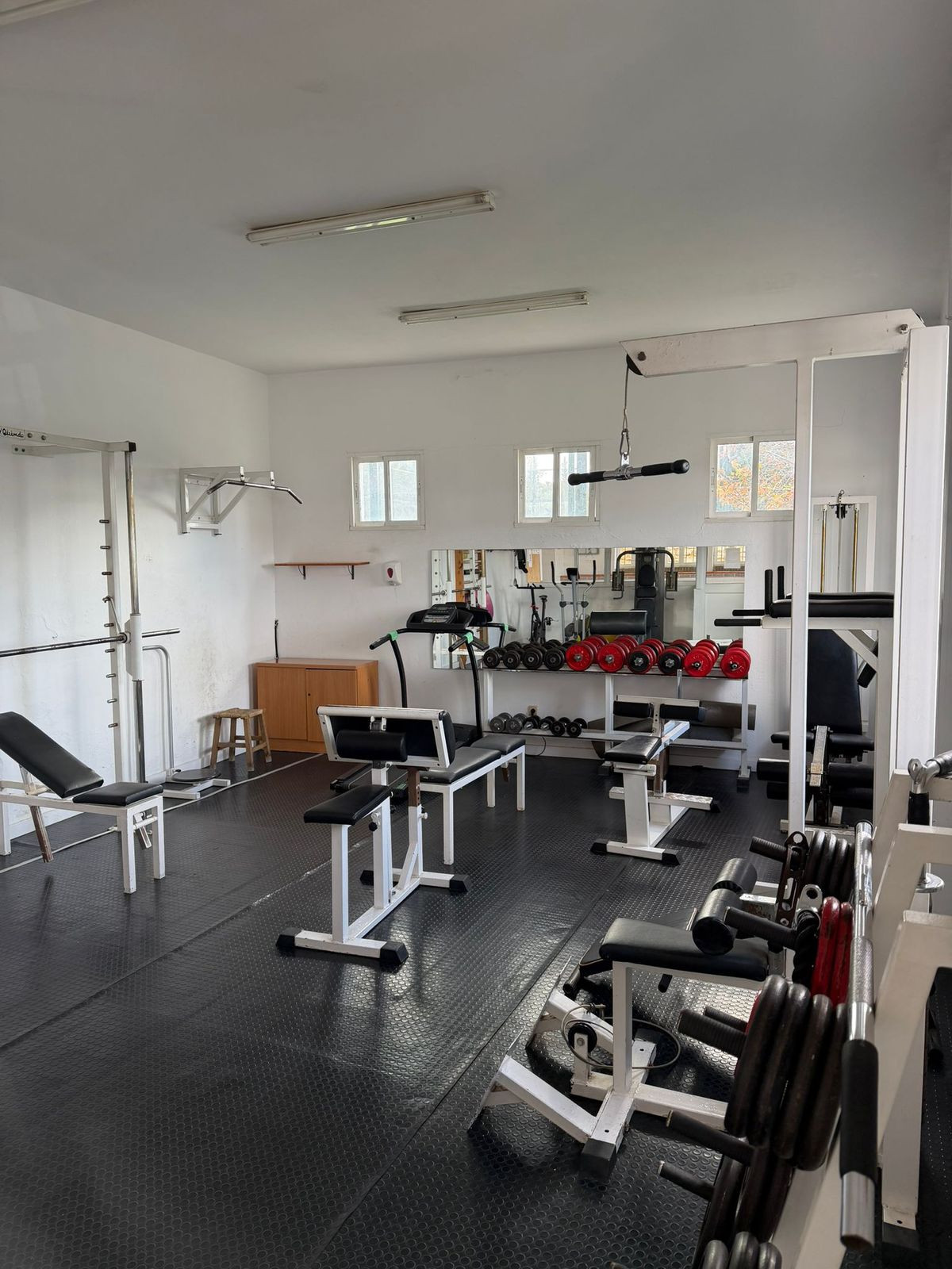 Commercial unit for sale in Ronda Costa Del Sol, Málaga, Spain