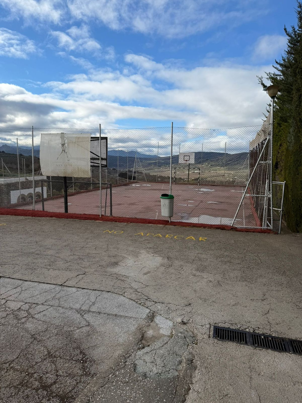 Commercial unit for sale in Ronda Costa Del Sol, Málaga, Spain