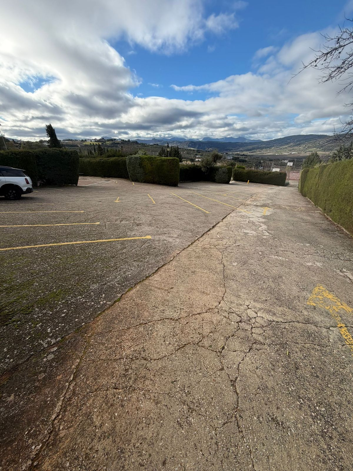 Commercial unit for sale in Ronda Costa Del Sol, Málaga, Spain