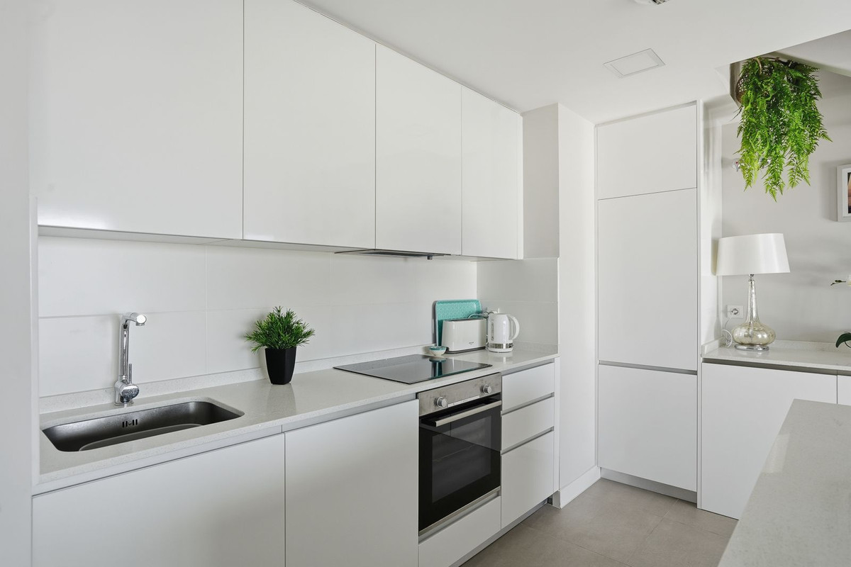3 Bed Apartment for sale in Benalmadena Costa Del Sol, Málaga, Spain