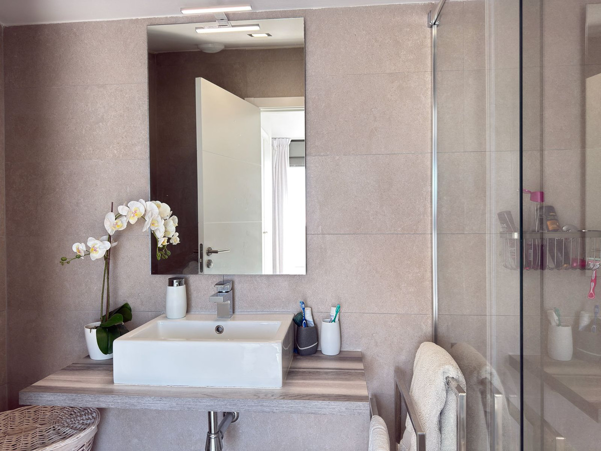 3 Bed Apartment for sale in Benalmadena Costa Del Sol, Málaga, Spain