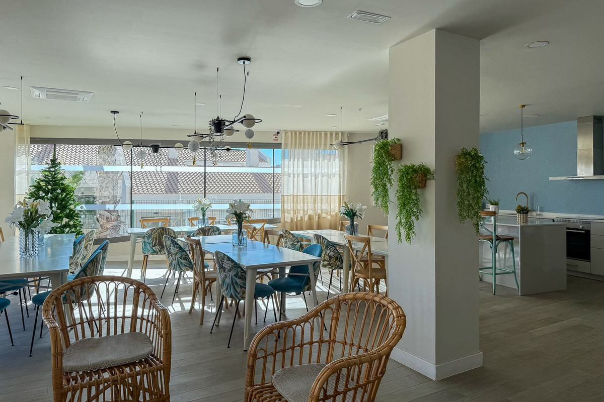 3 Bed Apartment for sale in Benalmadena Costa Del Sol, Málaga, Spain