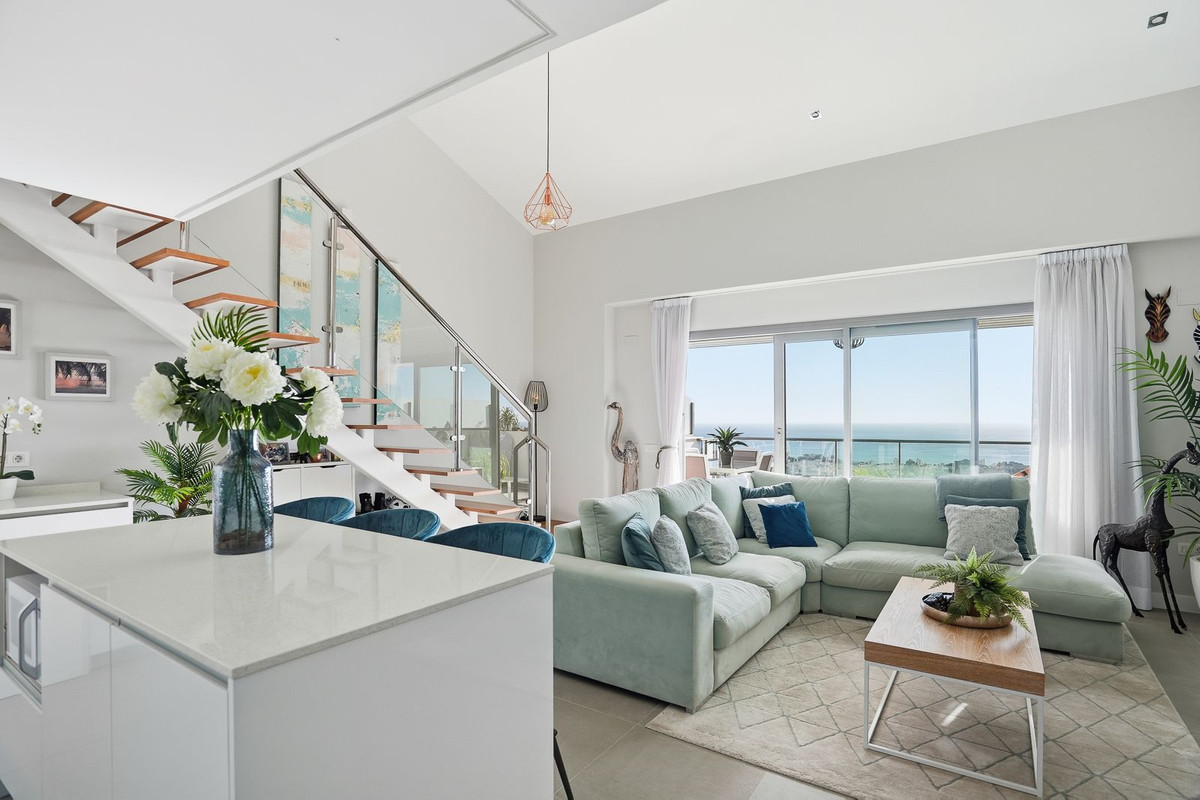 3 Bed Apartment for sale in Benalmadena Costa Del Sol, Málaga, Spain