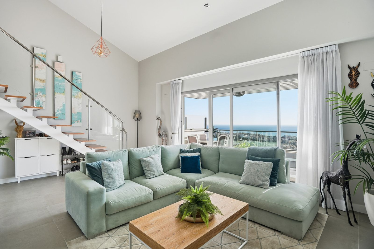 3 Bed Apartment for sale in Benalmadena Costa Del Sol, Málaga, Spain