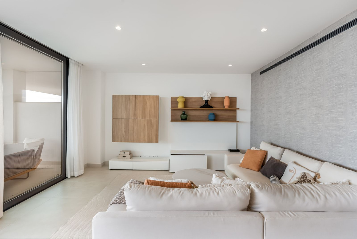 2 Bed Apartment for sale in Higueron Costa Del Sol, Málaga, Spain