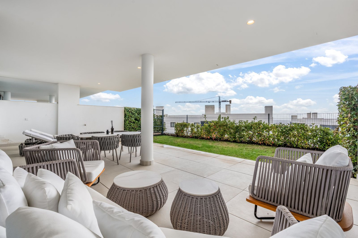2 Bed Apartment for sale in Higueron Costa Del Sol, Málaga, Spain