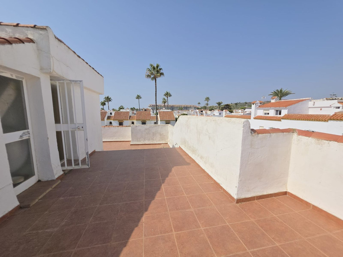 3 Bed Townhouse for sale in Casares Playa Costa Del Sol, Málaga, Spain