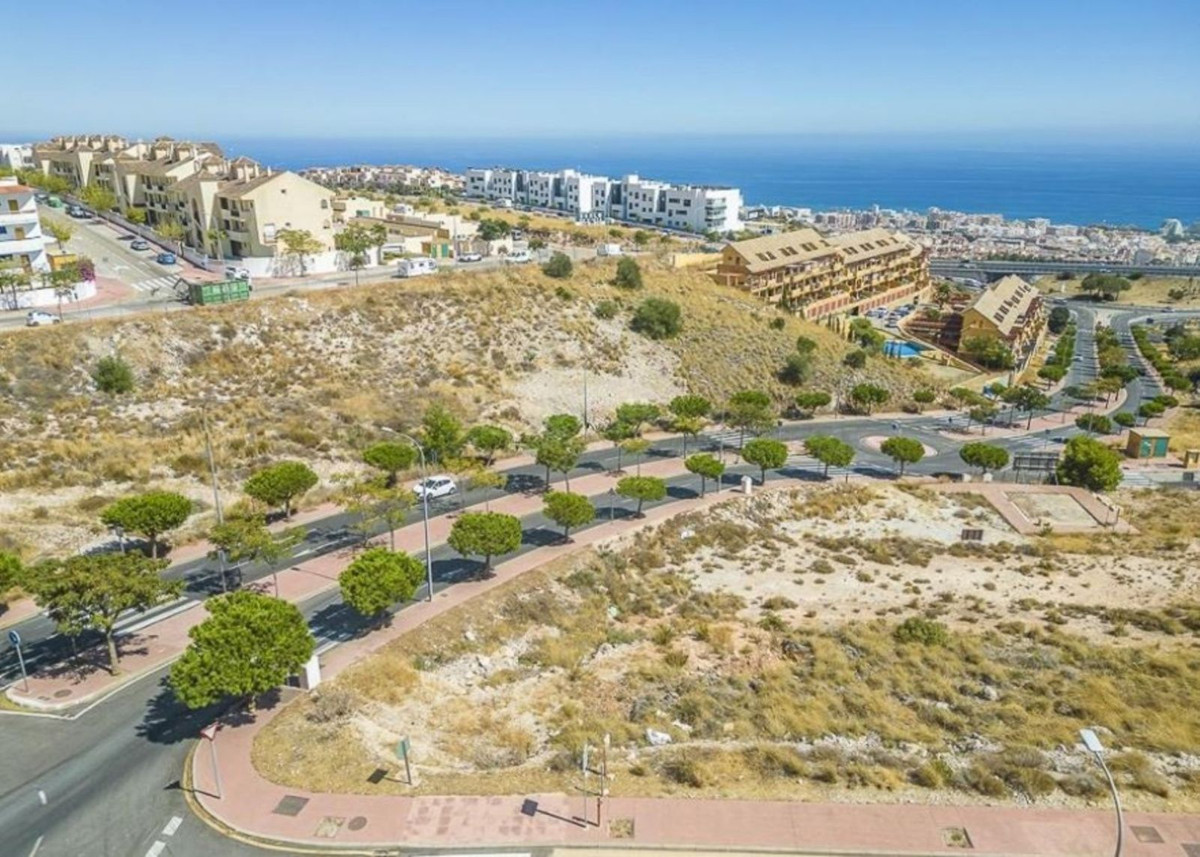 Se vende Terreno Urbano  en Costa Del Sol, Málaga, España