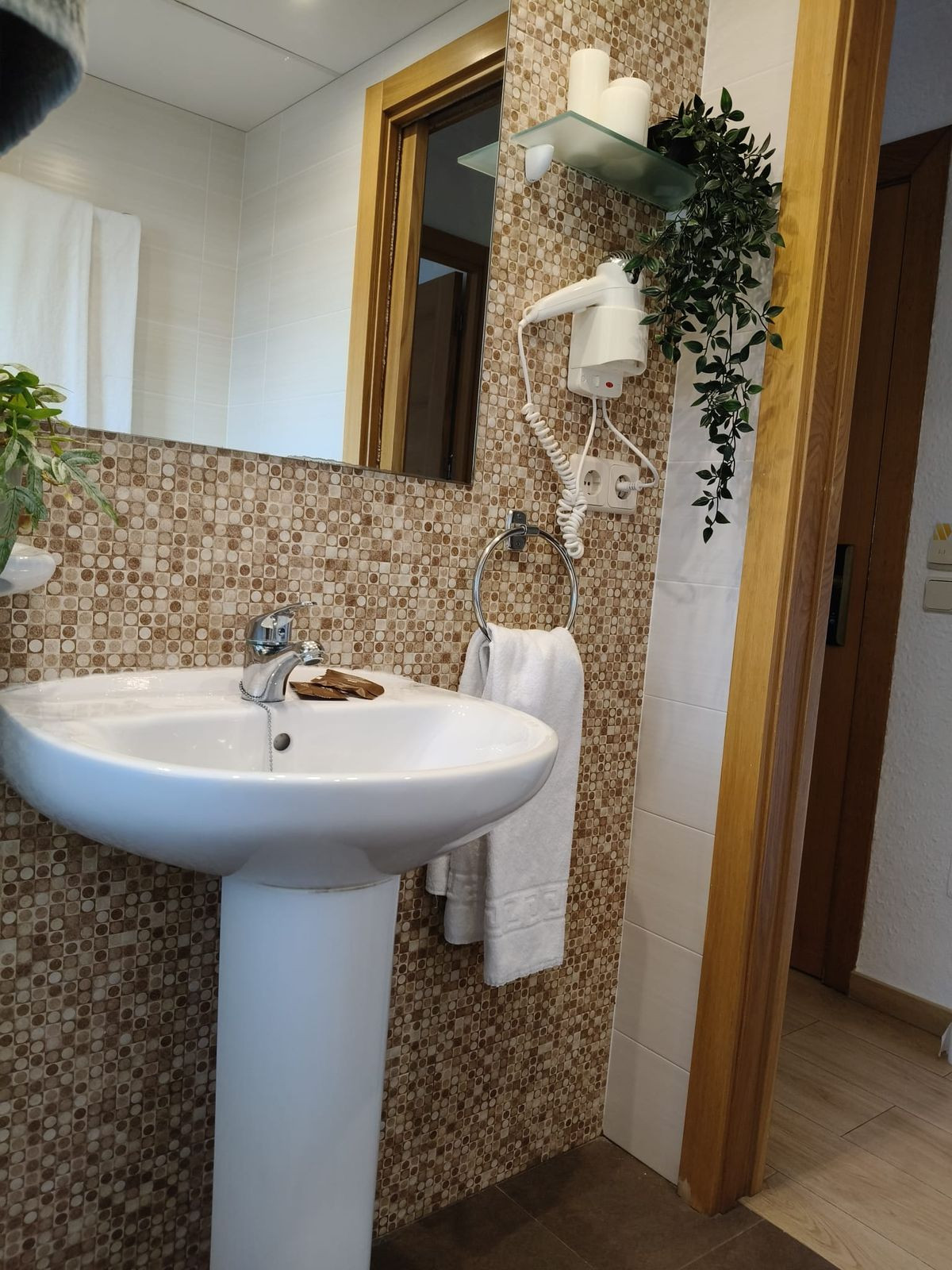 Se vende Apartamento Planta Media de 2 dormitorios en Costa Del Sol, Málaga, España